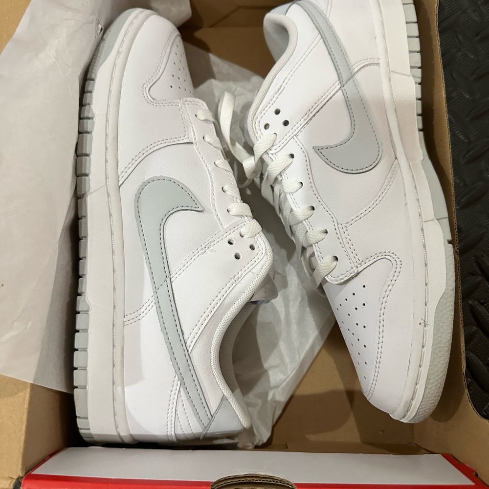 Nike Dunk Low 'Pure Platinum